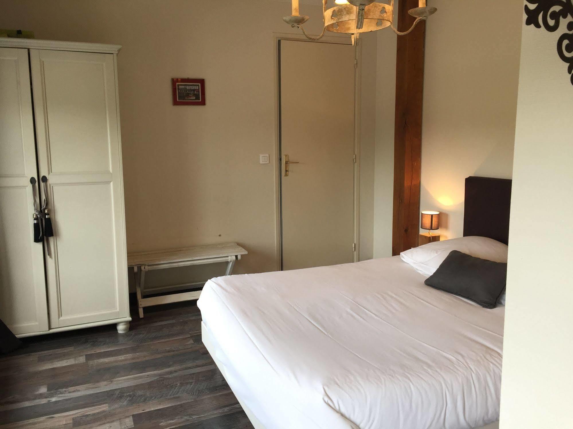 Du Clos Vorin Apartment *